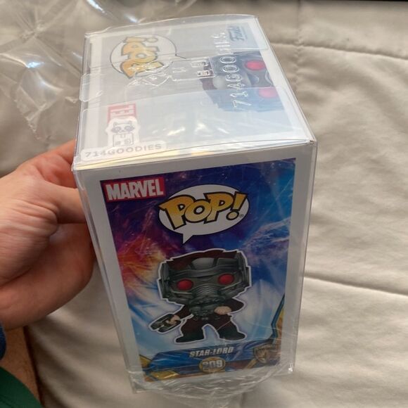 Funko Pop Marvel Guardians of The Galaxy 2 Star-Lord #209 Toys R Us Exclusive - Picture 3 of 4